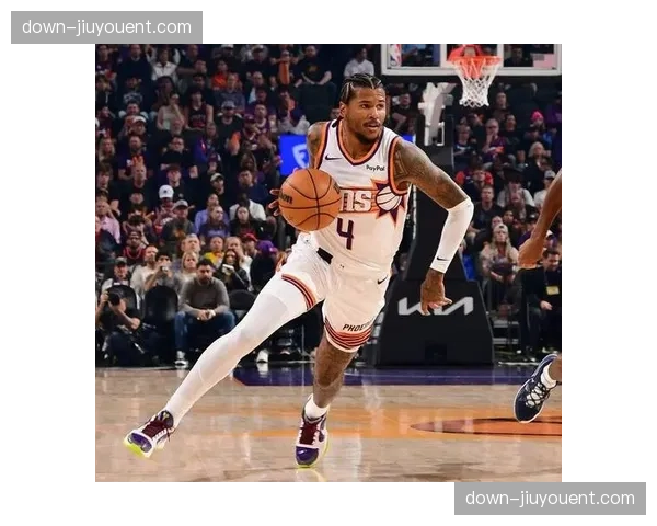 太阳大胜爵士25分 格林31分布克26分助球队稳固排名